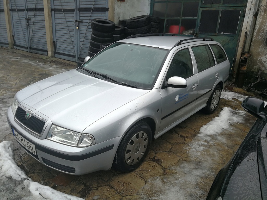 Skoda Octavia 1.6 uszkodzony silnik Benzyna/Gaz