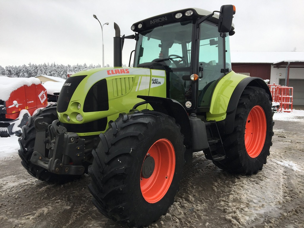 Ciągnik rolniczy Claas Arion 640 CIS TUZ CEBIS 697