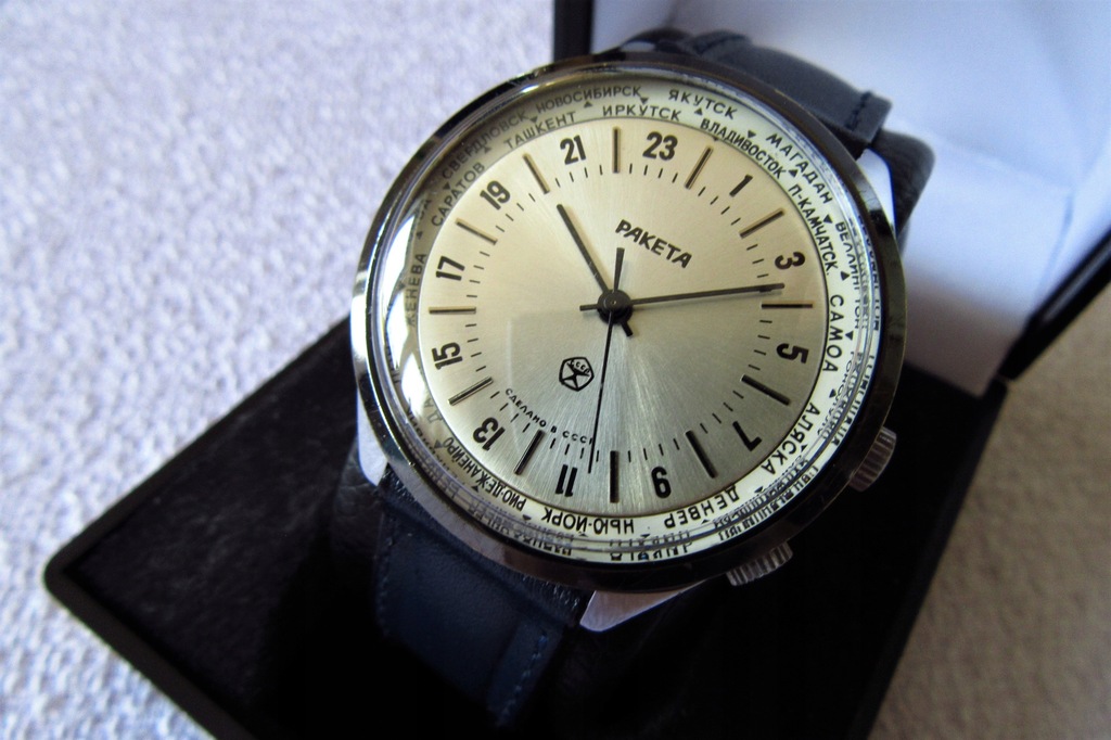 RAKIETA _24-GODZINNA _WORLD-TIME__PUDEŁKO_ IGŁA