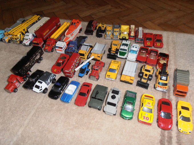 MATCHBOX RESORAKI KOLEKCJA