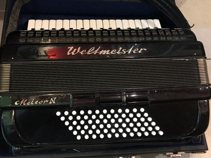 AKORDEON WELTMEISTER METEOR N 80