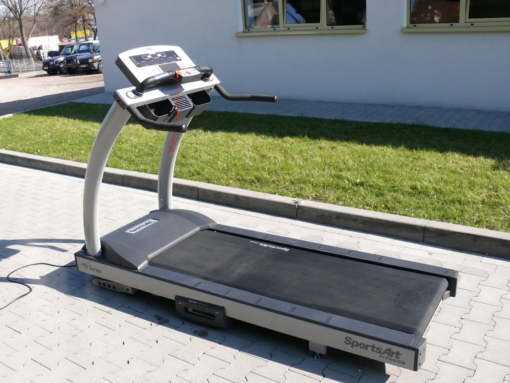 Bieżnia SportsArt. Profesjonalna, wysyłka FV. TR33