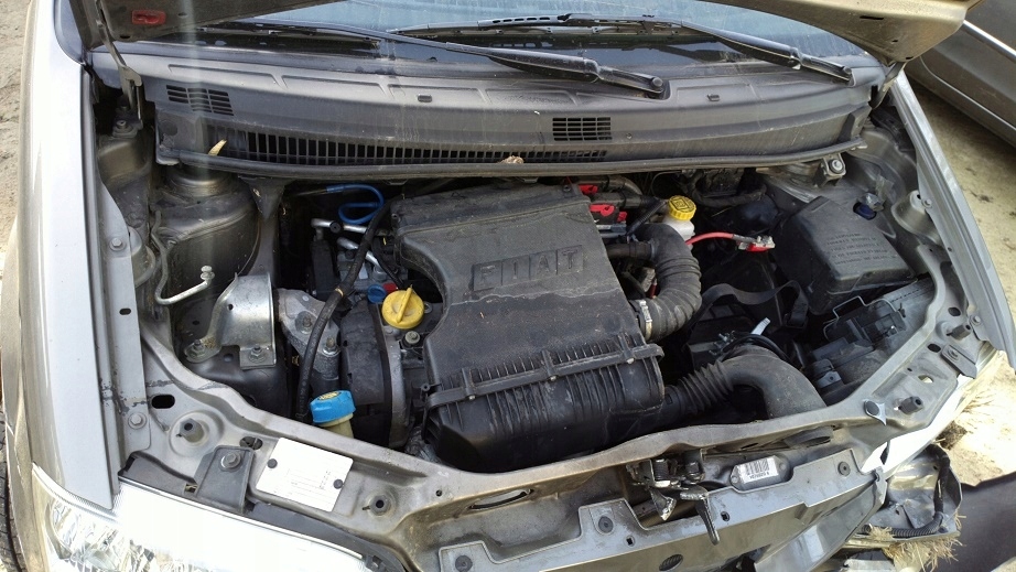silnik skrzynia (6)1.4 16v fiat idea kompletny