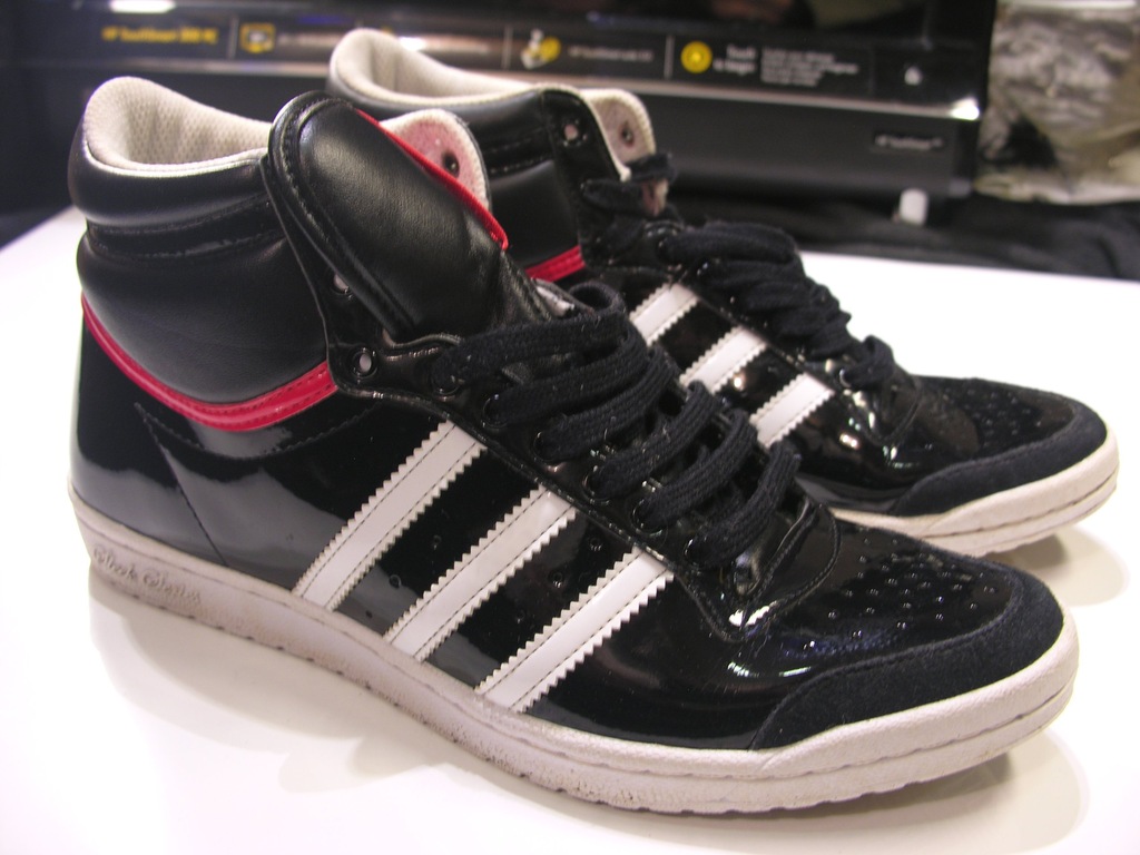 buty adidas Sleek Series G44417  39 1/3  24,2cm