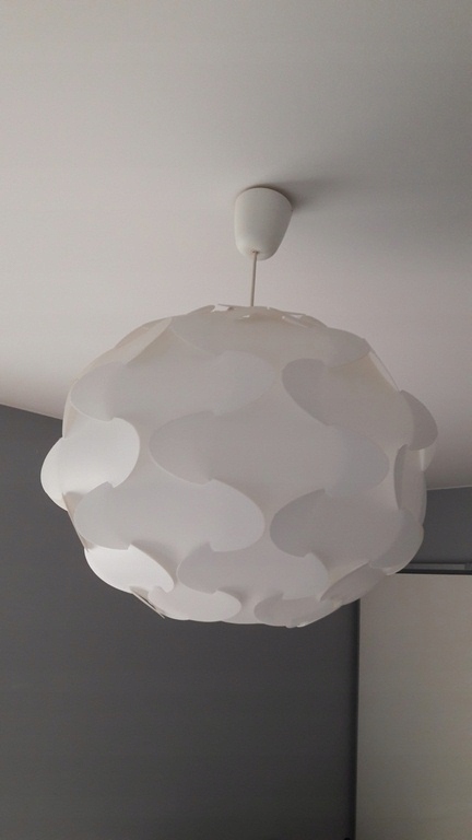 Lampa wisząca sufitowa, okrągła, biała kula IKEA