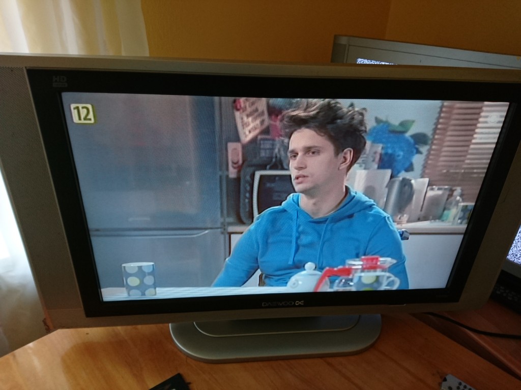 Telewizor Daewoo LCD DLP 32B3 32 cale