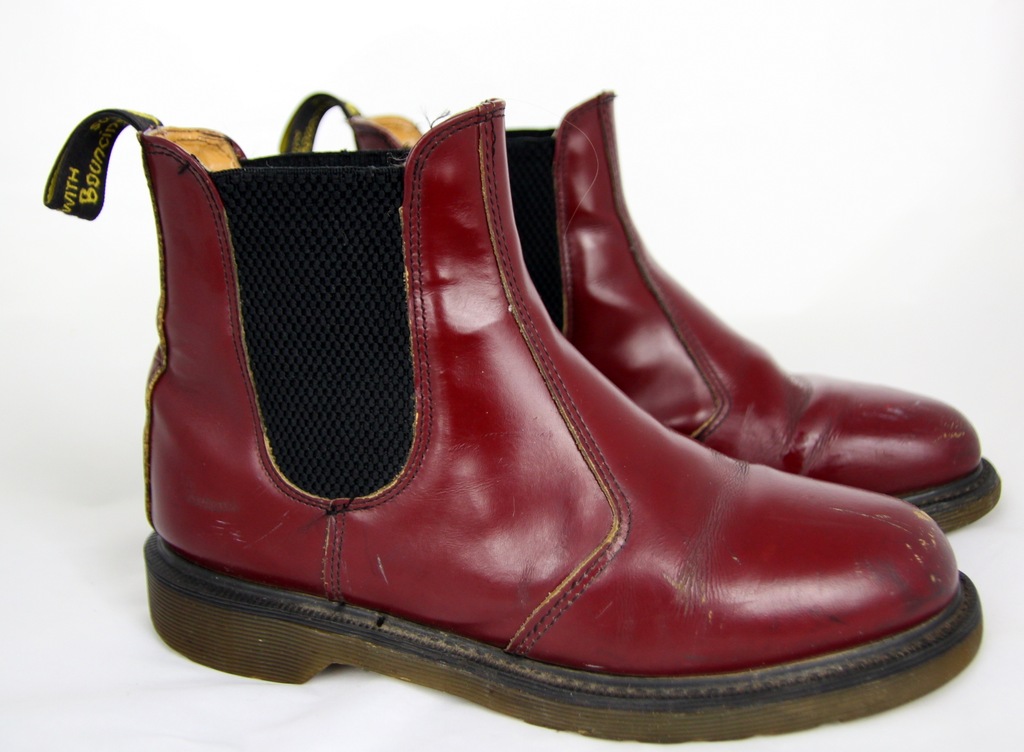 DR MARTENS_CHERRY_MADE IN ENGLAND_41_25,5CM