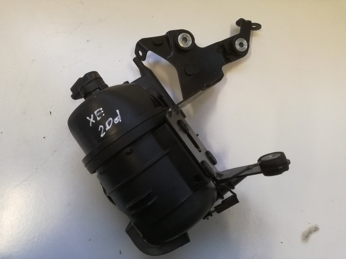 Jaguar xe deals fuel filter