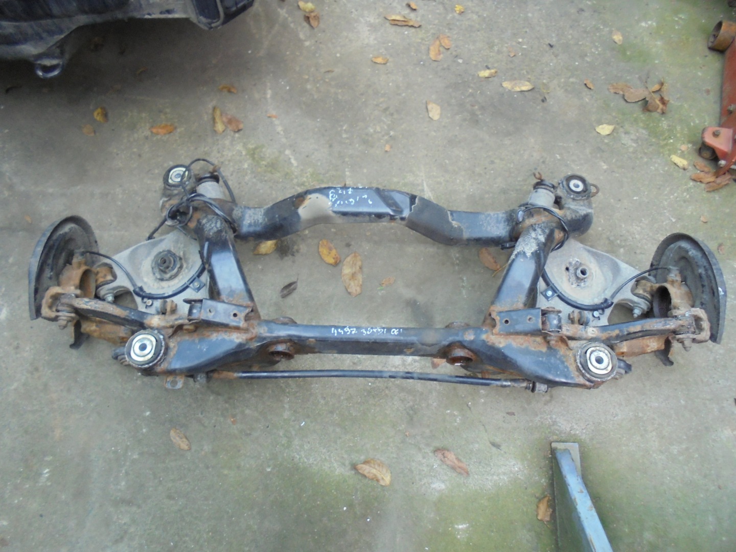 swing sususpension axle beam AUDI A4 B7 2005