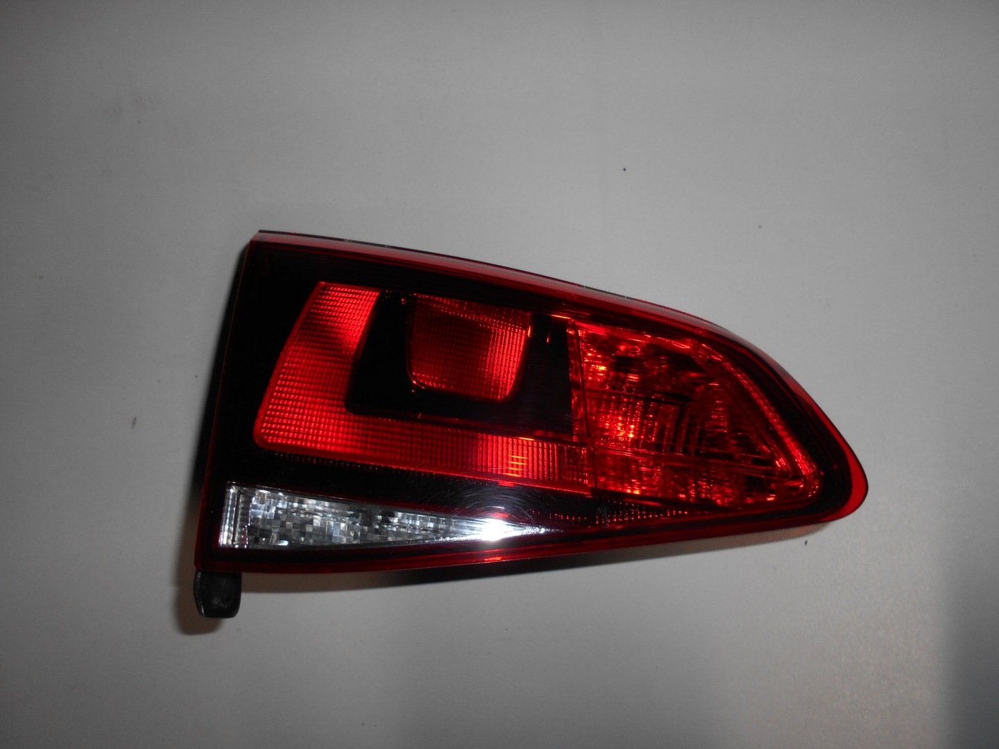 light left rear part rear VW GOLF VII 5G0945093AE