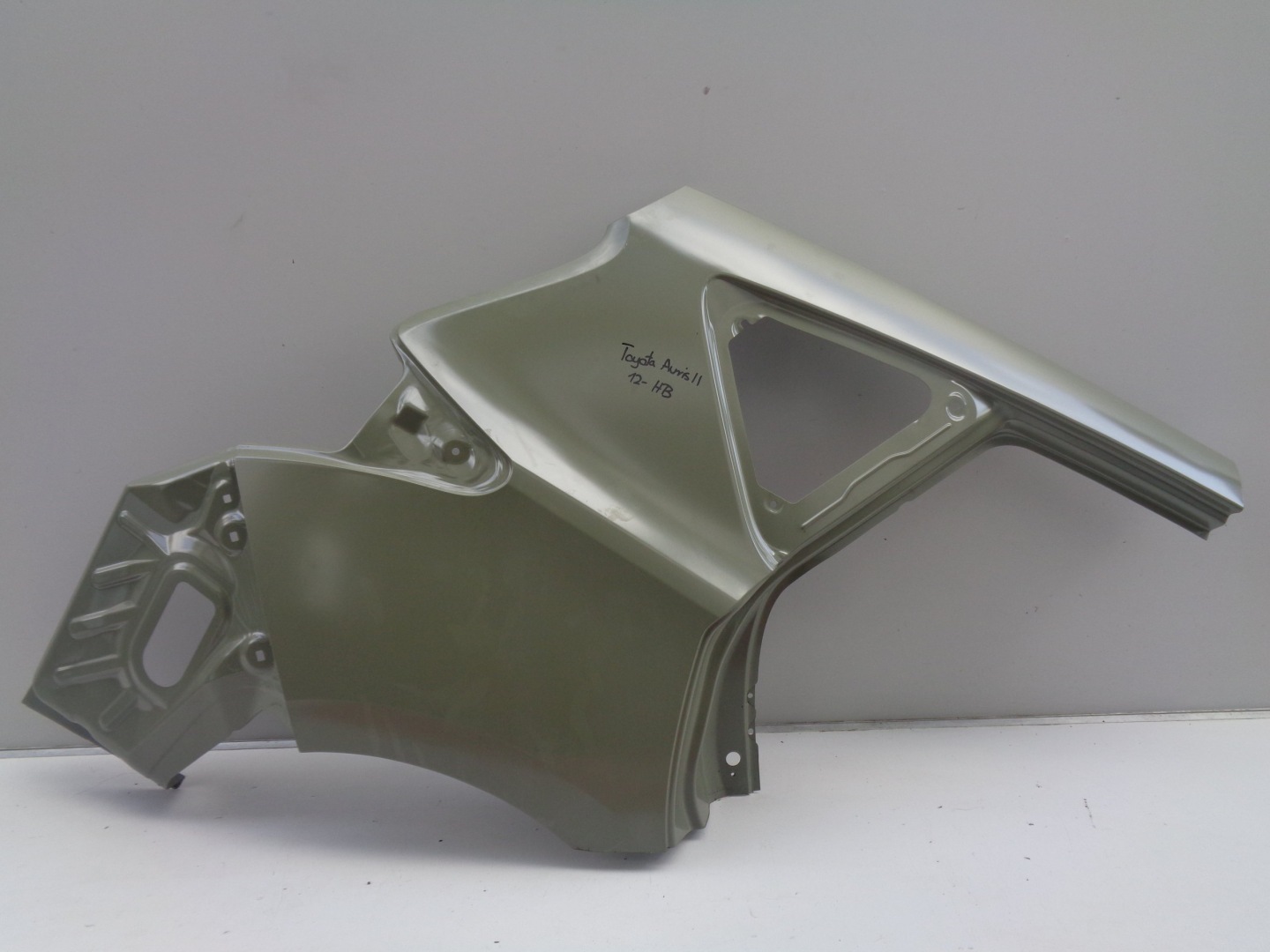 parafango Destra posteriore TOYOTA AURIS II 12- HB
