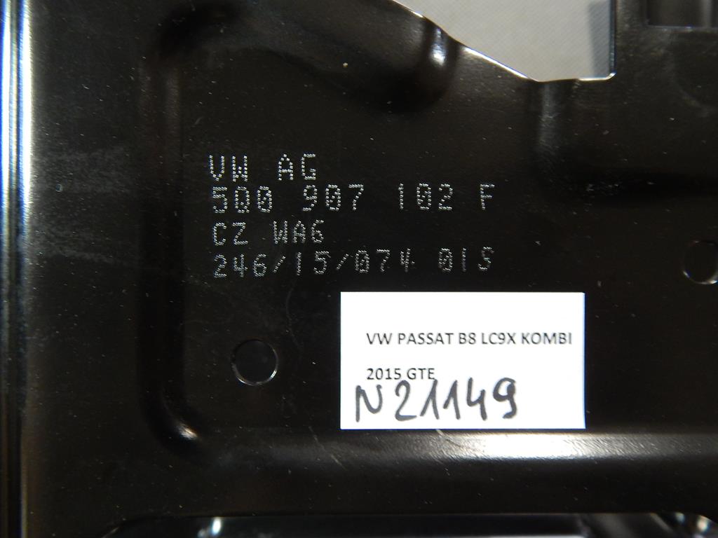 VW PASSAT B8 WIESZAK Halter GENERATORA