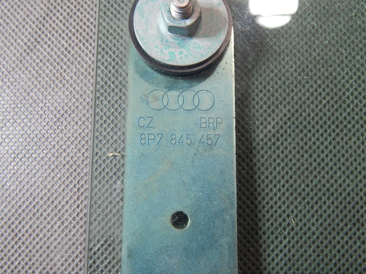 AUDI RS5 8T window left rear part 12R.