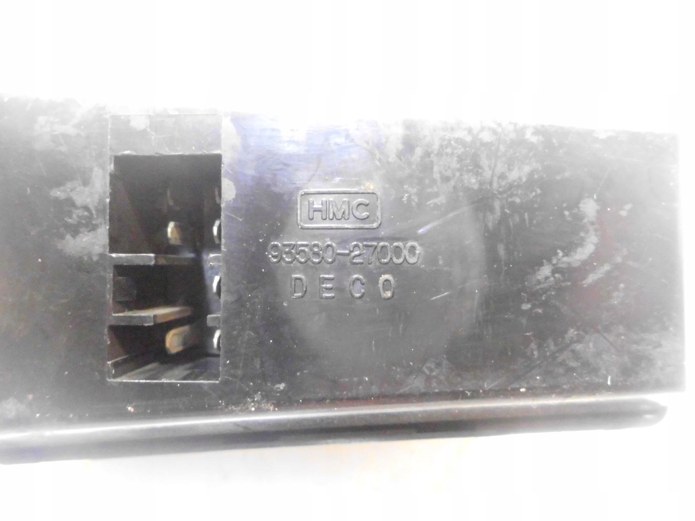 window control switch HYUNDAI COUPE right 9358027000