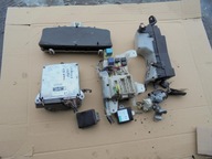 Компьютер двигателя toyota corolla verso 1.8 vvt-i