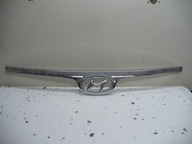 Hyundai elantra хром емблема решітка 86352-2l000 - фото