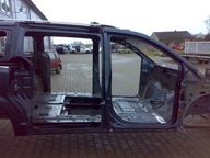 Chrysler grand voyager 08 16 порог стойка сторона правый