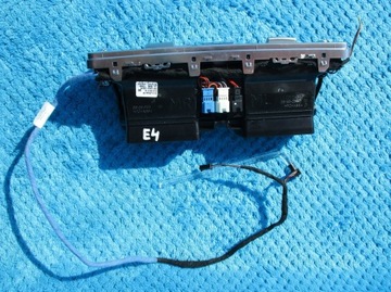 фото thumb №5, Mercedes cls w218 решётка воздуховод средняя манометр