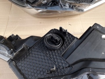 фото thumb №8, Лампи передні комплект toyota chr ліва права