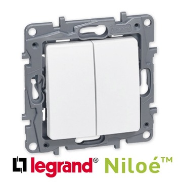 ПОДСВЕЧНИК БЕЛЫЙ LEGRAND NILOE 764505