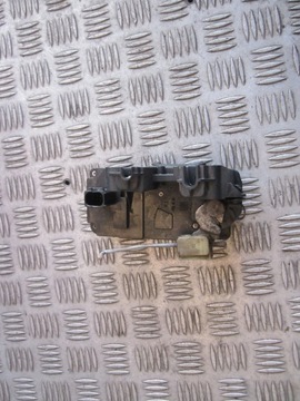 фото thumb №2, Замок правый задняя opel vectra c 02-05r