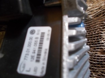 фото thumb №7, Противотуманная фара правый левый vw up led