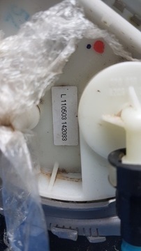 фото thumb №9, Bak бак топлива заливная горловина porsche cayenne 4.8 7p5