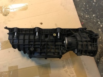 фото thumb №3, Mercedes a klasa w176 коллектор всасывающий двигатель крышки