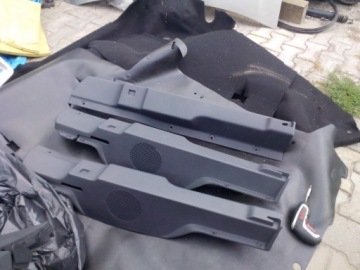 фото thumb №2, Пластик полиця оббивка багажника dokker права