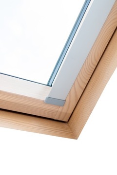 Рулонная штора на крыше в тон окну Velux M08 78x140.