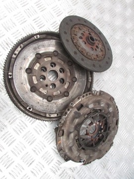фото thumb №1, Зчеплення колесо двомасовий vw passat b6 2.0fsi 06r
