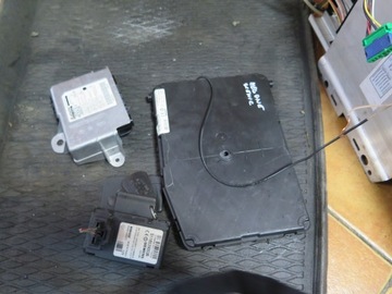 Иммобилайзер компьютер замок зажигания megane scenic 04r 820032199 фото №1