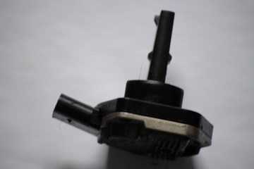 Датчик уровня масла vw audi 1j0907660c, фото