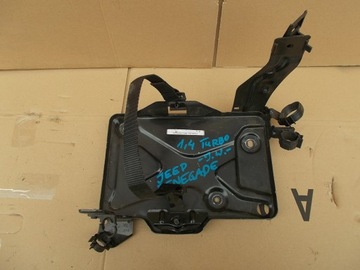 Fasteners shelf battery jeep renegade 1.4 t, фото