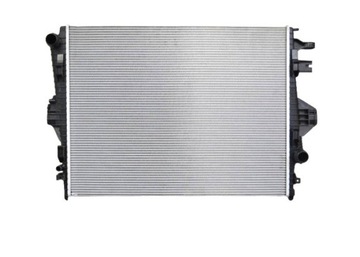 Новая радиатор vw touareg 4, 2 tdi tfsi 7p0 10 11- 95810613200 7p0121253, фото