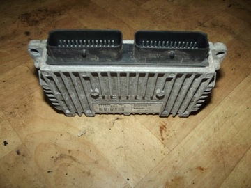 Renault megane 2 1.6 block boxes s118058316a, фото