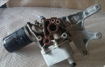 Audi 2.0 tfsi fasteners oil cooler 06j117021j, фото
