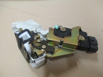 Door lock left rear door ignis 04-08, фото