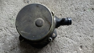 Nissan note e11 1.5 dci vacuum pump, фото