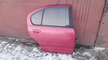 Двері праві задні nissan primera p11 рестайлінг av3 седан, фото