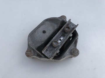 Подушка коробки передач 8k0399151cl audi a4 a5 a6, фото