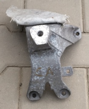 Audi a4 b8 a5 a6 кронштейн двигателя коробки 8k0199308bt, фото