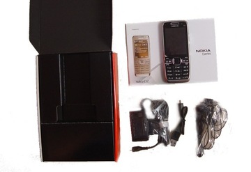Nokia E52 новый черный полный комплект