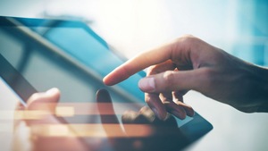 Tablet i projektor – czy taki duet ma sens?