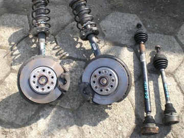 ZACISK HAMULCOWY PRZÓD VW GOLF V VI 5 6 TDI PRAWY LEWY OE