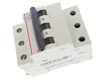LEGRAND RX3 WYŁĄCZNIK NADPRĄDOWY 303 C25A 3P 18641