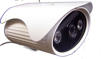 1,3-мегапиксельная уличная IP-камера с ИК-ИК-матрицей и ICR