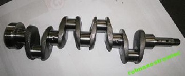 WAŁ KORBOWY MANITOU CASE IHC 4 CYLINDRY NOWY