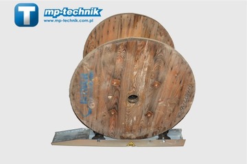Размоточный стенд для размотки кабеля из бочек 2000кг.