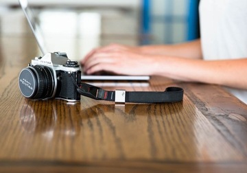 Pasek Na Nadgarstek Peak Design Cuff Ash Popielaty v3